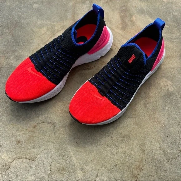 Nike Epic Phantom Run Flyknit 2 Road No Lace Running Shoes Women's 6.5 NWOB - Picture 2 of 9